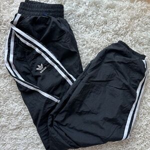 ADIDAS Classic Warmup Double-Lined Joggers Cinched Ankle with Pockets